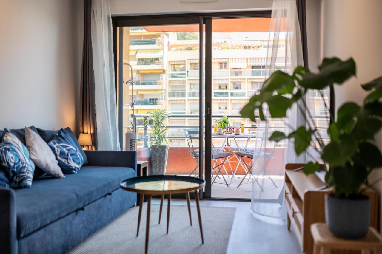 Superbe appartement rénové au centre ville de Menton Extérieur photo
