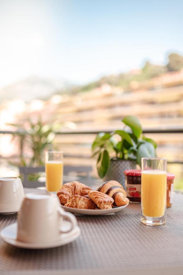 Superbe appartement rénové au centre ville de Menton Extérieur photo