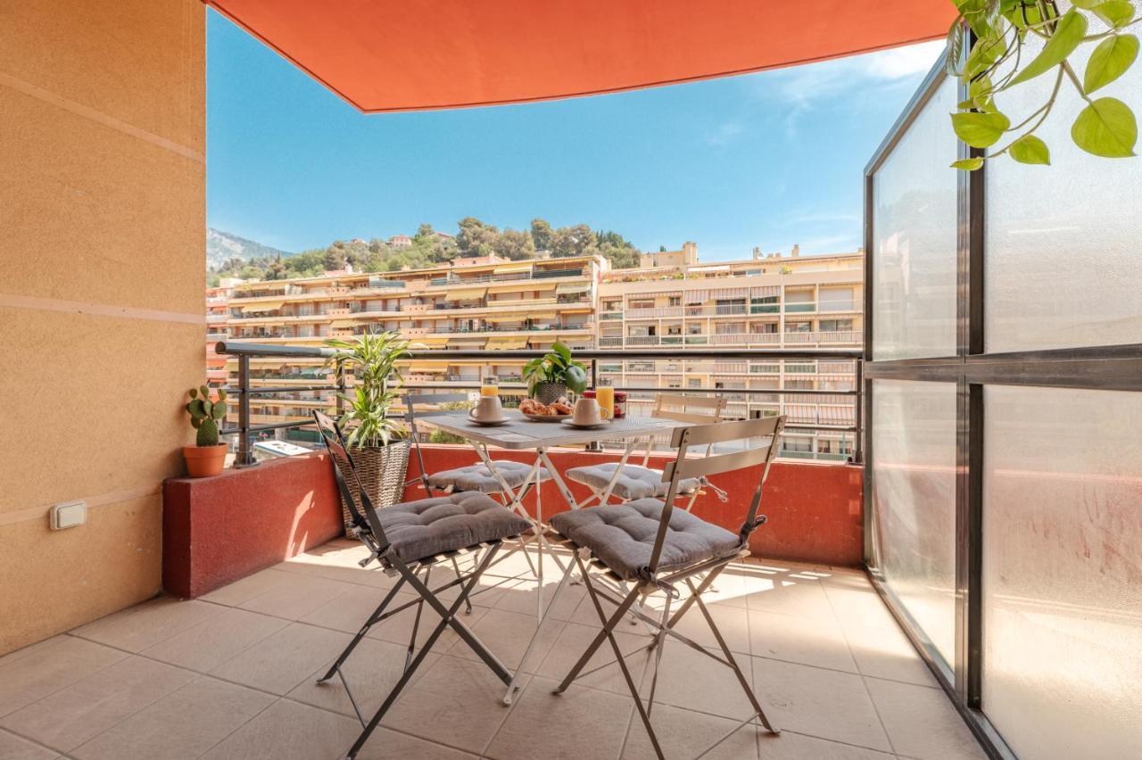 Superbe appartement rénové au centre ville de Menton Extérieur photo